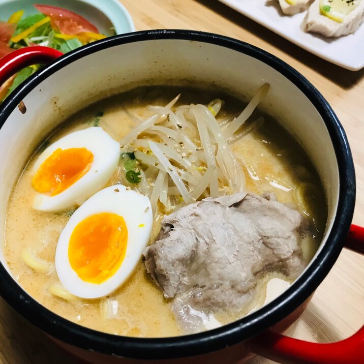 簡単なのに本格派！ナッツ×魚介出汁の家系ラーメン